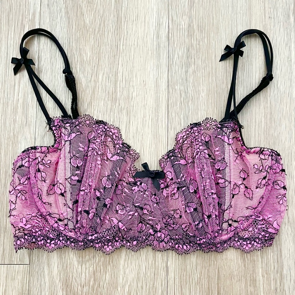Victoria's Secret Vintage Y2K Pink Black Bow Floral Lace Balconette Bustier Bra